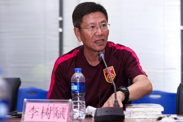 2018年中国足协U13(2005年龄段)优秀球员训练营在汉启动 “家长开放日”成最大亮点 2018年中国足协U13(2005年龄段)优秀球员训练营在汉启动 “家长开放日”成最大亮点